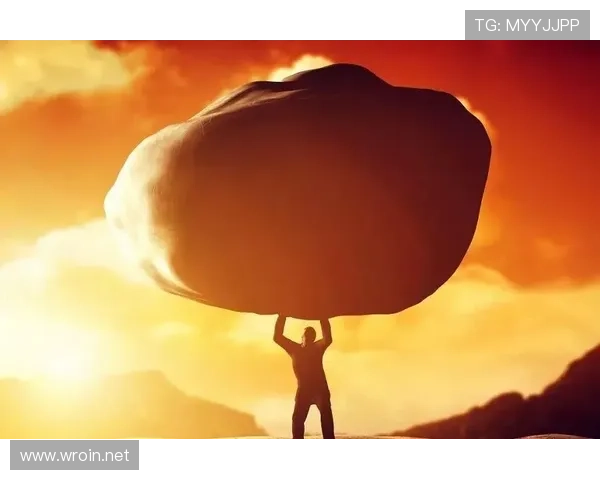 面对高强度压迫:内维斯的抗压表现 面对高强度压迫:内维斯的抗压表现