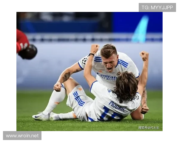 罗德里戈与本泽马欧冠关键战表现及战术角色对比分析