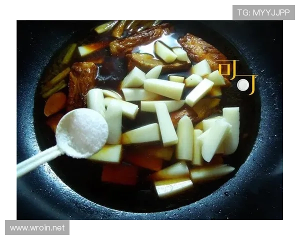 孙准浩今天居然用餐只点了碗白米饭，跟赛场上完全两个人似的！