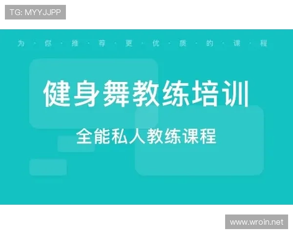 李冰洁收工直接进高奢店结账，一旁教练还在拿速溶咖啡，差距也太戳人