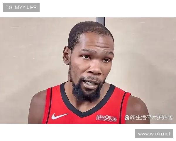 杜兰特那生活真绝，球场外像是富豪派对常客一样豪横