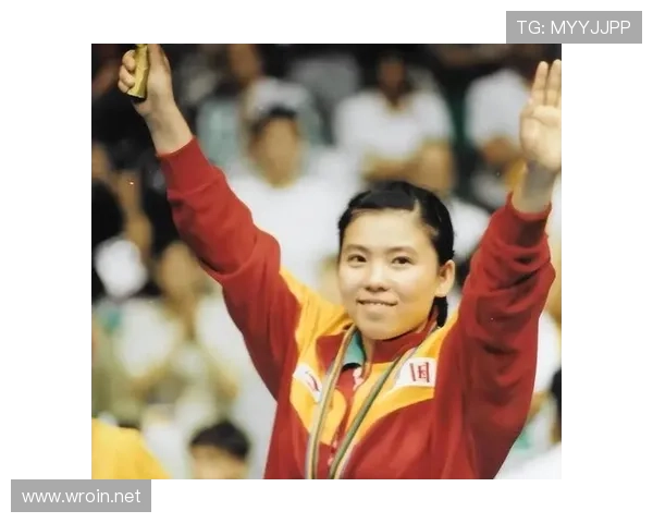 邓亚萍当年打比赛赚的钱，够普通人干几辈子？